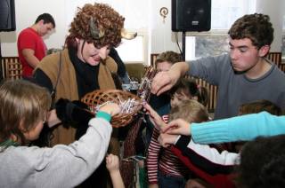 Foto: Na Mikulášské párty v kulturním domě ve Vrdech se dokáží vždy pořádně odvázat!