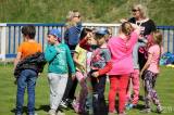 20210601203417_IMG_3443: Foto: Děti z čáslavských mateřinek oslavily svůj svátek programem s FK Čáslav 