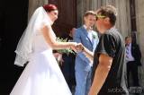 20210704195009_IMG_4831: Foto, video: Motorkáři z Freedoom Čáslav gratulovali novomanželům Procházkovým