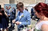 20210704195010_IMG_4911: Foto, video: Motorkáři z Freedoom Čáslav gratulovali novomanželům Procházkovým