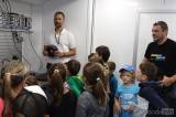 20210806100116_IMG_6637: Kutnohorské děti z příměstského tábora Veselá věda navštívil kamion s technickou laboratoří
