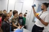 20210806100117_IMG_6662: Kutnohorské děti z příměstského tábora Veselá věda navštívil kamion s technickou laboratoří