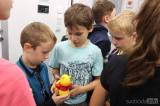 20210806100117_IMG_6673: Kutnohorské děti z příměstského tábora Veselá věda navštívil kamion s technickou laboratoří
