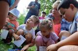 20210821183150_IMG_0596: Foto, video: V paběnickém lese čekaly v sobotu na děti pohádkové bytosti!