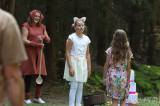 20210821183152_IMG_0705: Foto, video: V paběnickém lese čekaly v sobotu na děti pohádkové bytosti!