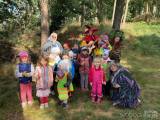 20210924202312_miskovice781: Pohádkový les dětem z MŠ Miskovice připravili rodiče