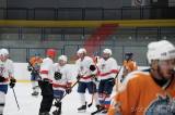 20210927222856_DSCF8637: Foto: Hokejisté týmu HC Piráti Volárna v neděli vyzvali Mamut