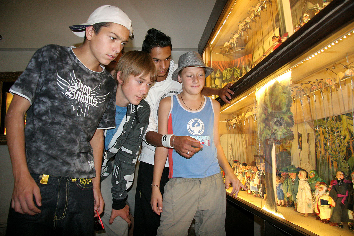 Děti z býchorského dětského domova navštívily muzeum loutek