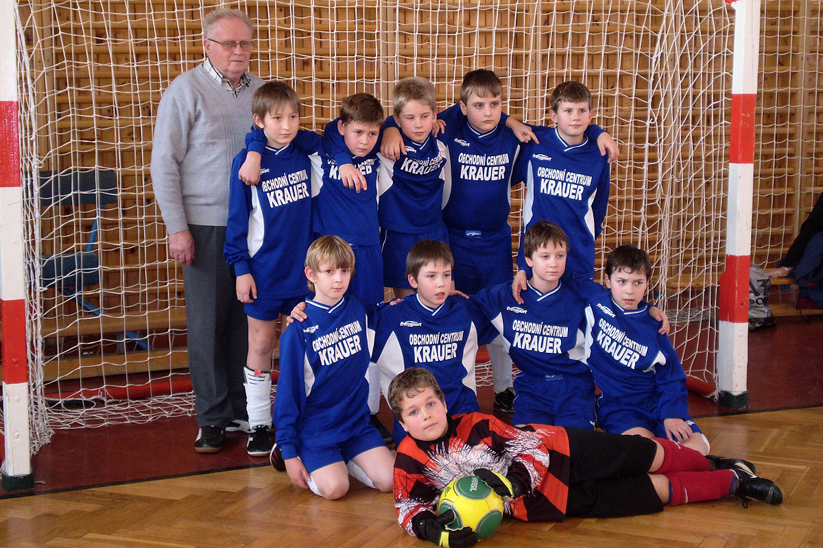 Tři týmy mládeže FK Uhlířské Janovice úspěšně bojovaly ve víkendových  turnajích