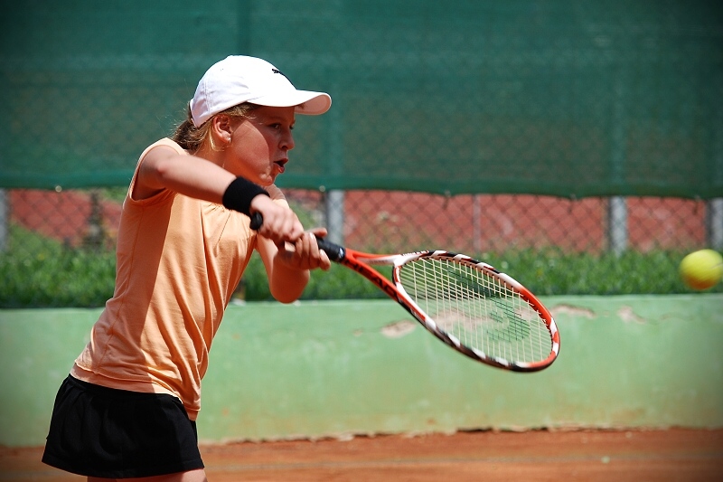 Mladí čáslavští tenisté od letošního jara opět bojují v mistrovských zápasech 