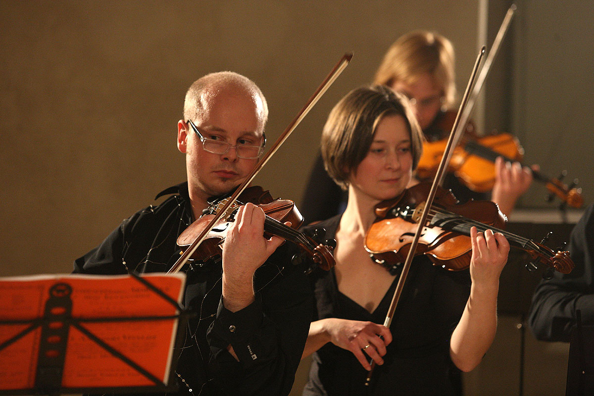 Foto: Bouřlivý potlesk zakončil "Adventní koncert" Kutnohorského komorního orchestru