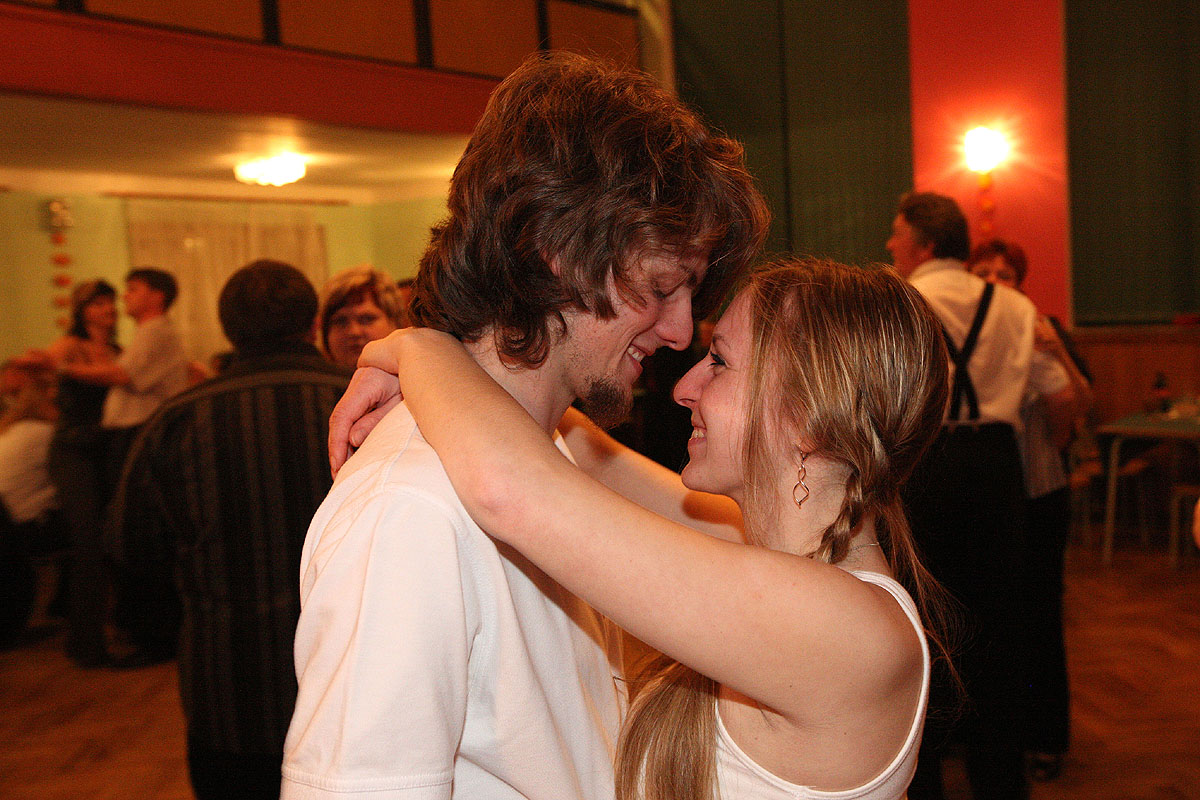 Foto: Obecní ples svolali na sobotu do kulturního domu v Chlístovicích