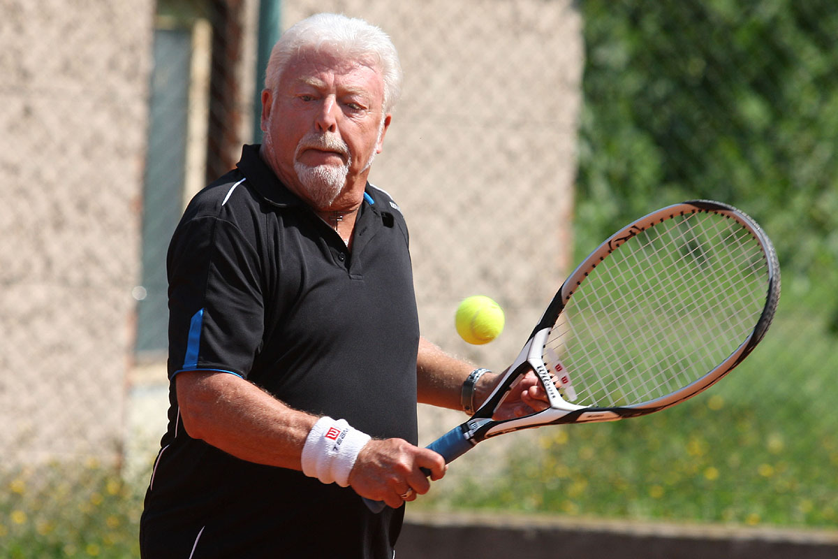 Foto: Vítězství v tenisovém "Pepíno Cupu" vybojovali Milan Drobný a Vladimír Trčka