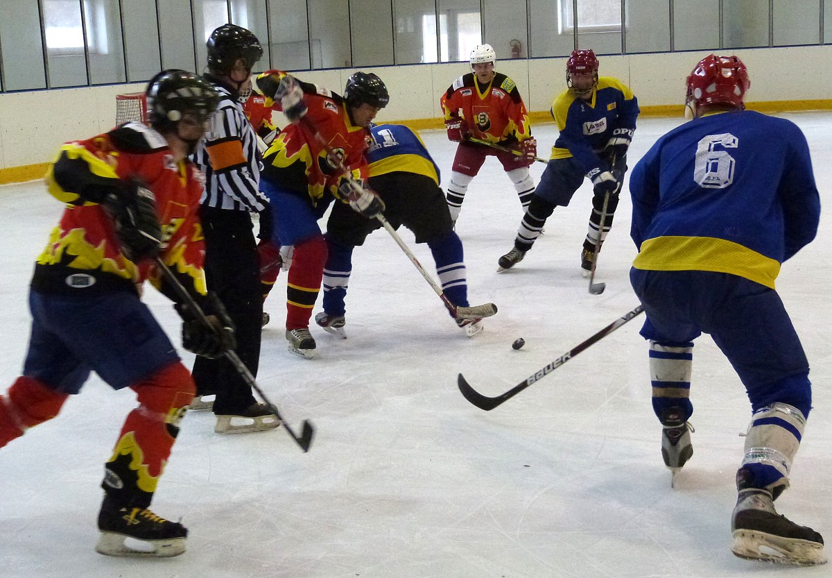 Exhibiční utkání zručských legend uzavřelo hokejovou letošní sezonu