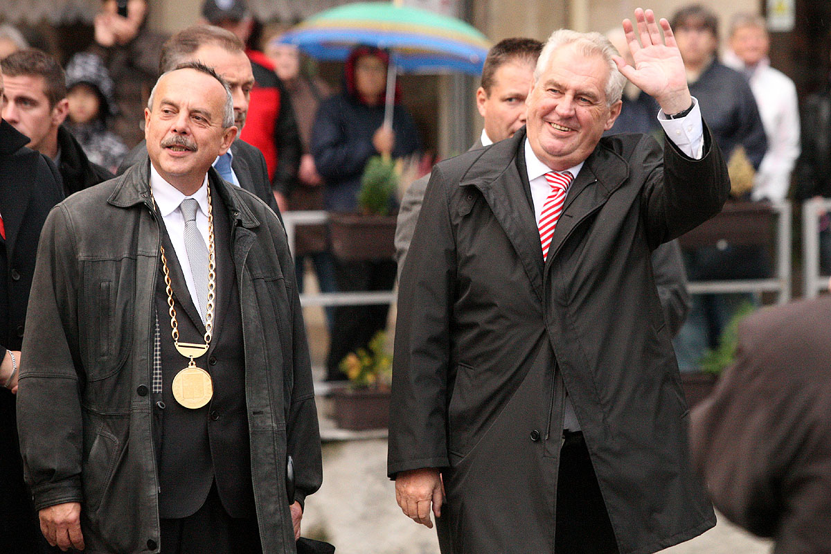 Foto: Prezidenta po Kutné Hoře provedl Franc, starosta si vybíral dovolenou