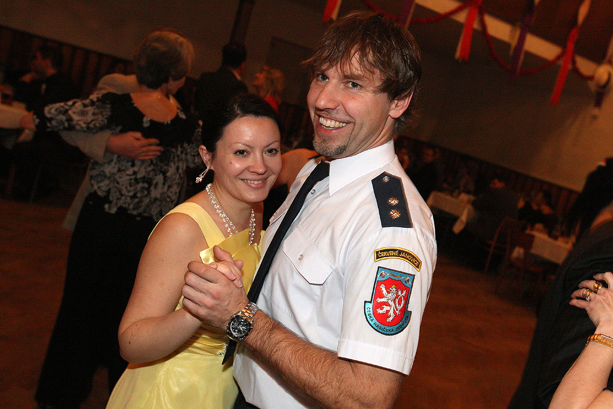 Foto: Dobrovolní hasiči z Červených Janovic se unavili především tancem