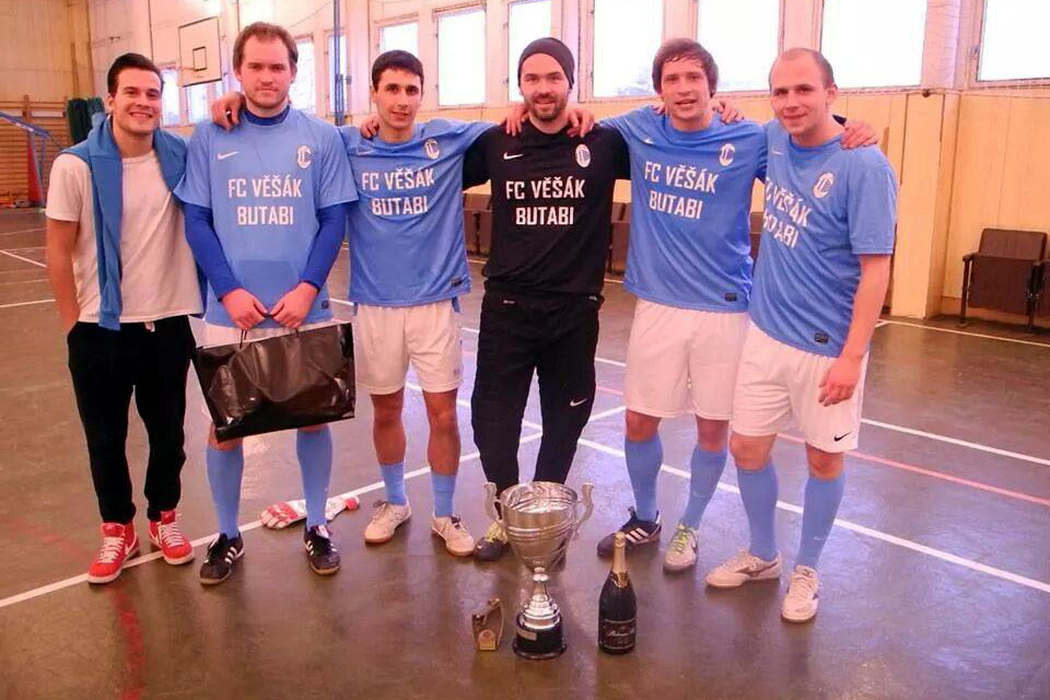 Vloni vypadl ve čtvrtfinále, letos se Věšák Batubi radoval z vítězství v Region Cupu 2014!