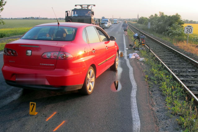 U železničního přejezdu na Čáslavsku utrpěla cyklistka těžká zranění