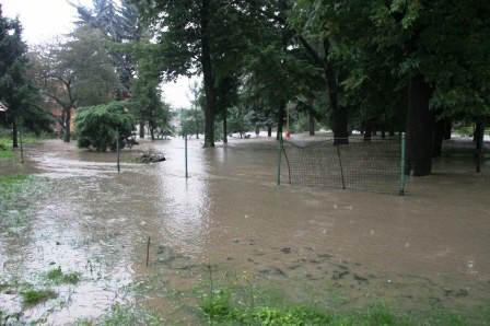 Na řece Doubravě je vyhlášen třetí stupeň povodňové aktivity!