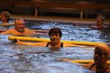 5G6H0596: Foto: V kutnohorském bazénu pod vedením Karly Fialové utužili fyzickou kondici
