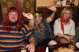 5G6H9535: Foto: V Křeseticích si na Silvestra dali sraz Hippies, večírek se rozjel ve velkém stylu