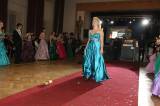 5G6H3588: Na maturitním plese třídy C4A Gymnázia Jiřího Ortena si studenti došli pro Oscary