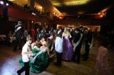 5G6H3752: Na maturitním plese třídy C4A Gymnázia Jiřího Ortena si studenti došli pro Oscary