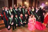 5G6H5817: Foto: Učni sedmi oborů z pěti tříd kutnohorského učiliště řemesel si užili svůj absolventský ples