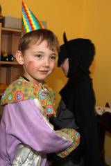 5G6H3596: Foto: Karnevalový víkend v Křeseticích vyvrcholil v pondělí v základní a mateřské škole