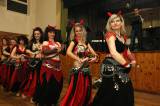 5G6H9488: Foto: Hlízovský karneval nabídl řadu masek a předtančení divokých čarodějnic