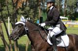 IMG_1049: Jezdci na koních se proháněli po závodním kolbišti v Žehušicích