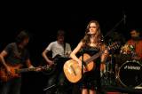 5G6H2119: Adéla Hofmanová - Žáci kytarového kurzu Jiřího Bardy vystoupili na závěrečném koncertu
