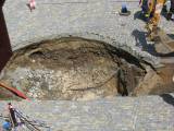 IMG_7663: Opět se ozvalo podzemí Kutné Hory, propadla se Šultysova ulice