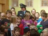 P1040689: Děti ve družině ZŠ Jana Palacha v Kutné Hoře se setkali s policistkou