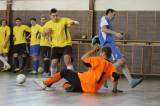 IMG_3561: Foto: Fotbalisté si posezónní volno zpestřili turnajem ve futsale v Ronově nad Doubravou