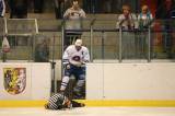 5G6H2381: Video: Zajímavé momenty hokejové exhibice Sršni - Olymp najdete ve videu