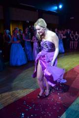DSC_0498: Foto: V čáslavském Grandu si maturitní ples užila třída OA4B SPŠ a VOŠ