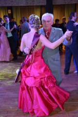 DSC_0891: Foto: V čáslavském Grandu si maturitní ples užila třída OA4B SPŠ a VOŠ