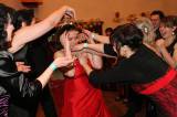5G6H1851: Foto: Maturanti z čáslavského učiliště tančili na svém plese v Církvici