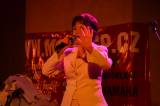 DSC_0756: Foto, video: Milan Hroch to rozbalil v jezuitské koleji, zazpíval i Elvis Presley