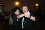 IMG_6748: Foto: Sportovní ples v sokolovně v Chotusicích se vydařil, místní ženy uvedly nové choreo