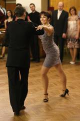 5G6H5050: Foto: Hlízovský sál hostí taneční pro dospělé i pokračovací taneční
