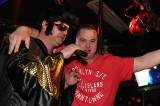5G6H2438: Foto: Na sobotní párty v Jámě slavili Mezinárodní den žen, vystoupil i Elvis Presley
