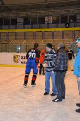 akhl136: Amatérskou kutnohorskou hokejovou ligu 2013 ovládlli Kocouři Svatbín!