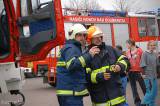 Hasici13: Foto: Hasiči z Třemošnice, Ronova i profesionálové ze Seče cvičili zásah u autonehody