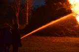 DSC_0545: Foto: Pohodu čarodějnického večera si v úterý užili i u ohňů v Chotusicích