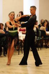 5G6H6672: Foto: Nová generace atmosféru tanečních kurzů nasála v Lorci v pátek