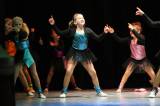 5G6H9344: Foto: V čáslavském Dusíkově divadle tančili žáci Základní umělecké školy