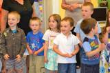 DSC_0387: Děti z MŠ Benešova 7 si v pondělí zazpívaly a rozloučily se s předškoláky