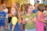 DSC_0455: Děti z MŠ Benešova 7 si v pondělí zazpívaly a rozloučily se s předškoláky
